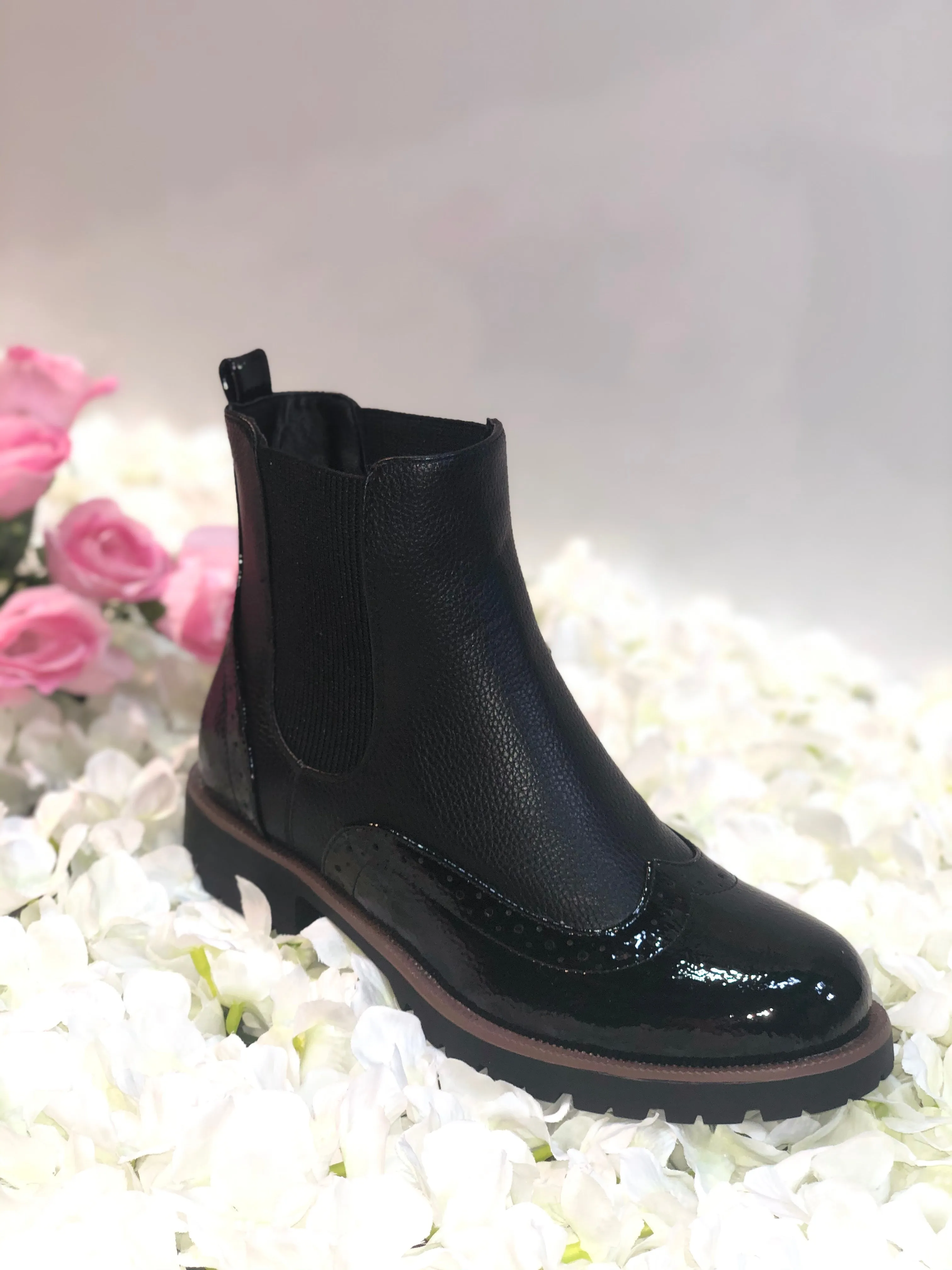 BLACK PATENT TRIM BROGUE STYLE FAUX LEATHER CHELSEA BOOT