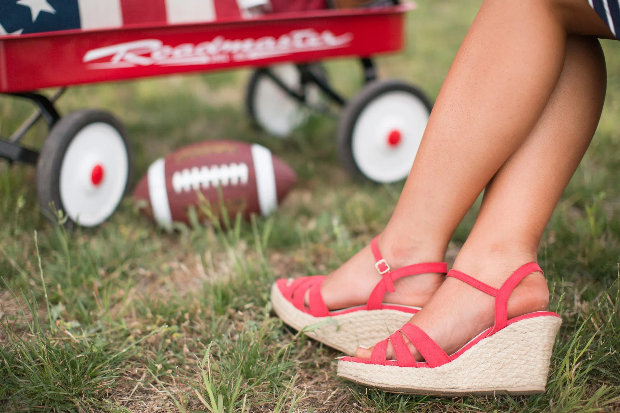 Restricted Duarte Wedges - Coral Red